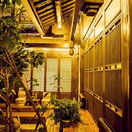 Nirvana Villa 麗江市 エクステリア 写真