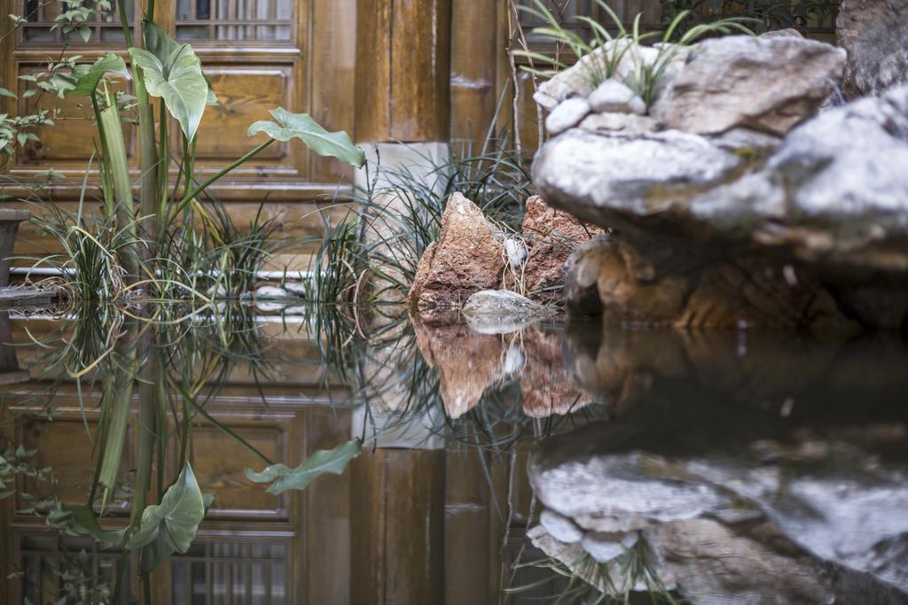 Nirvana Villa 麗江市 エクステリア 写真
