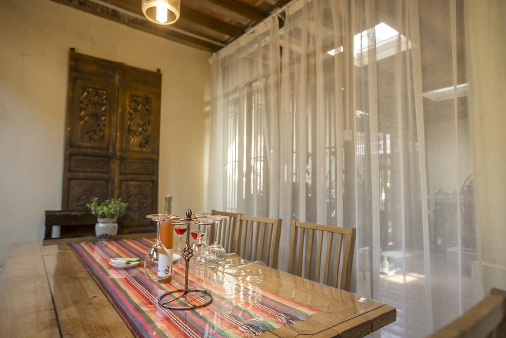 Nirvana Villa 麗江市 エクステリア 写真