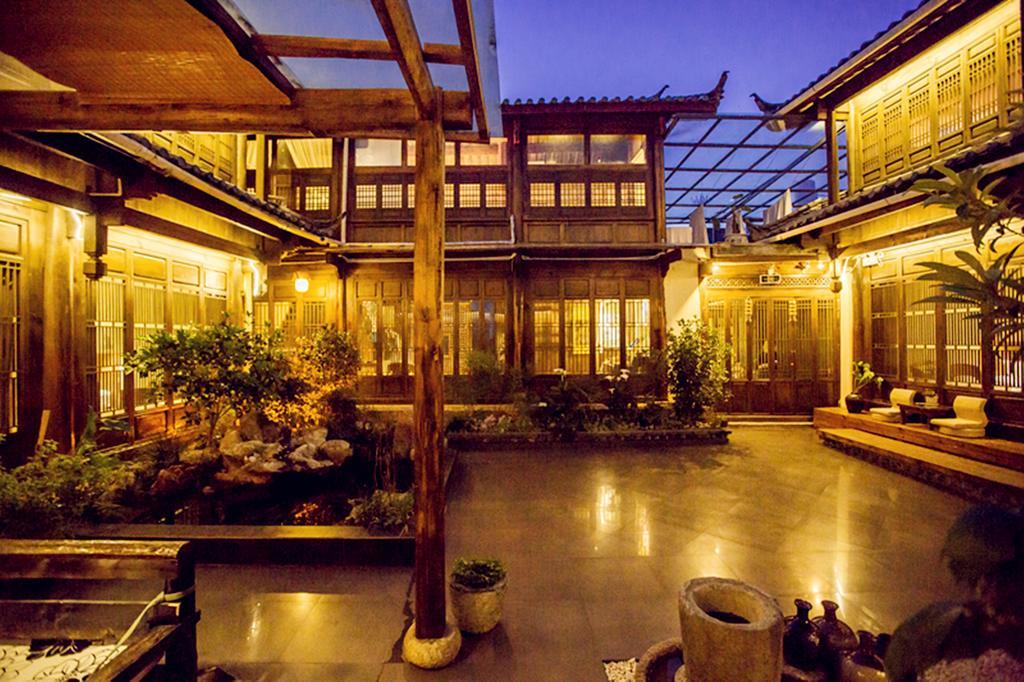 Nirvana Villa 麗江市 エクステリア 写真